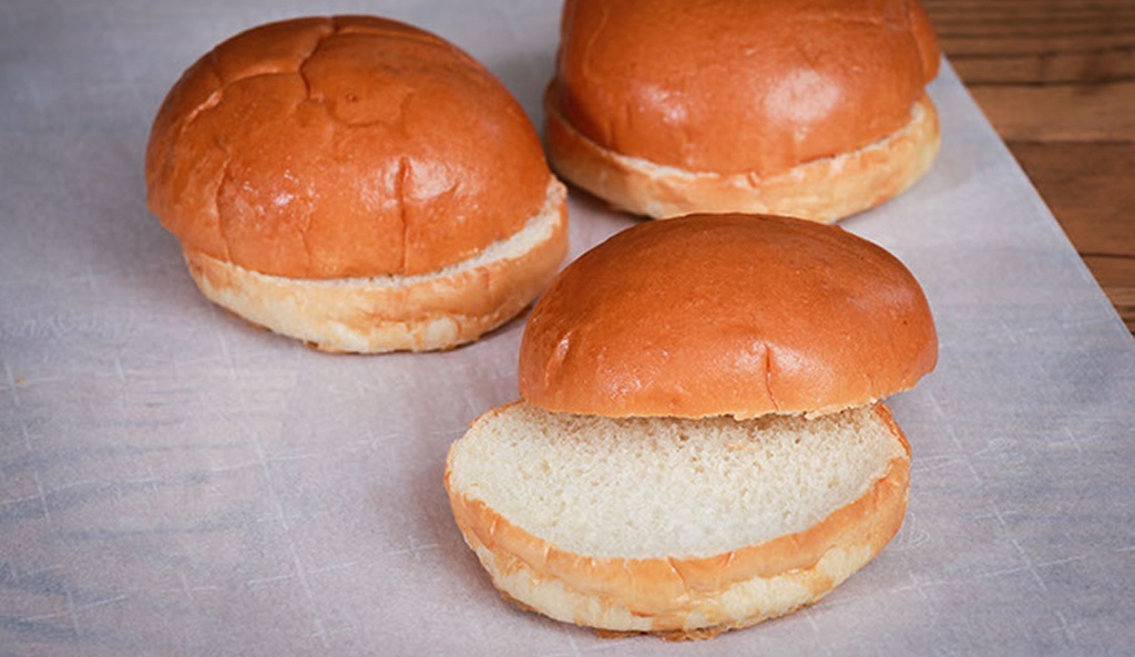 hamburger bun - Brioche - 4" sliced - bag/8 (Calgary Italian Bakery)